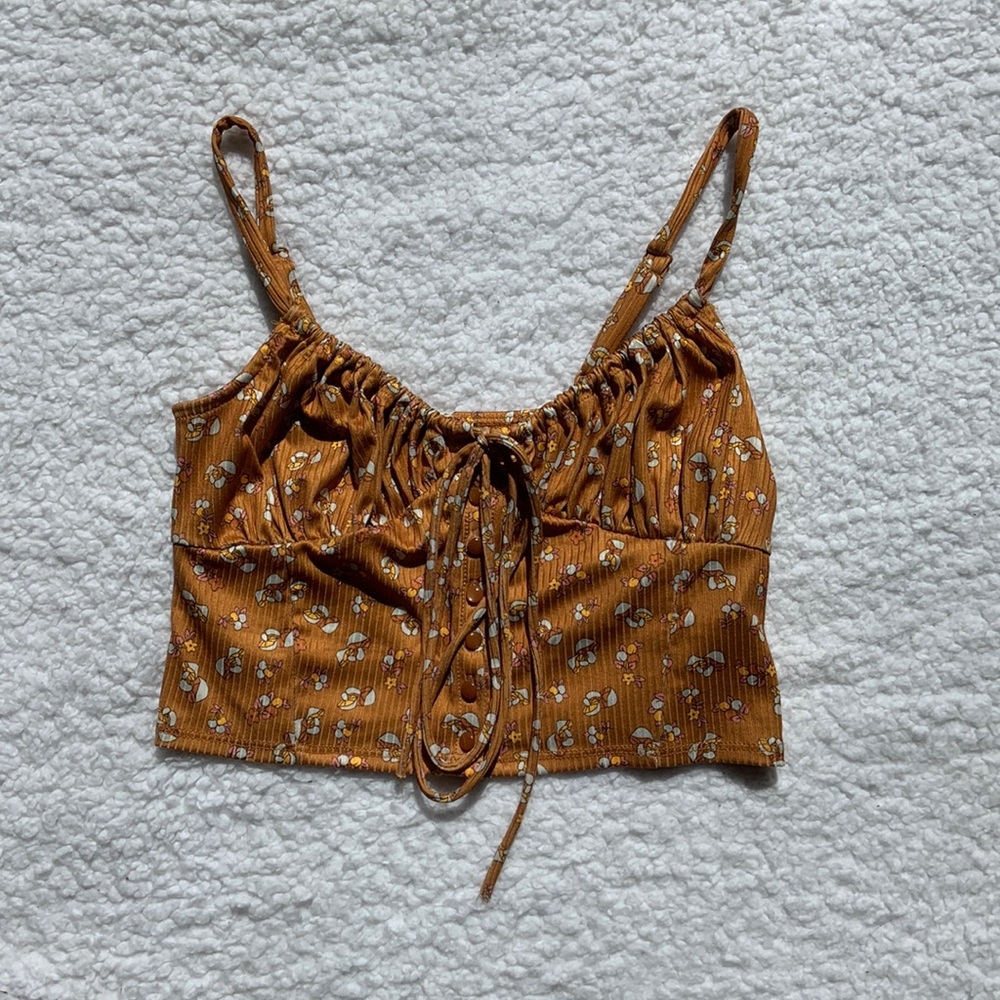 NWT Urban Outfitters womans cropped tank top S